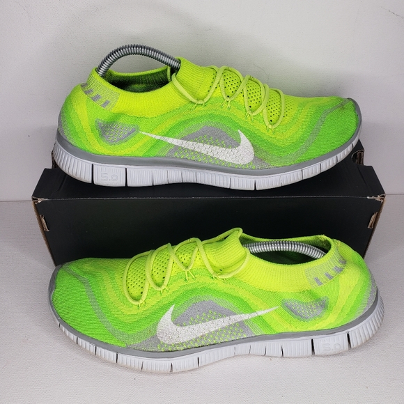 nike free flyknit plus